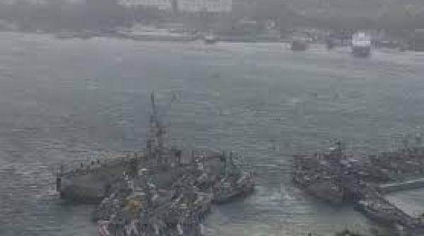 Un doc plutitor a lovit mai multe submarine şi nave ale Marinei Militare ruse (Foto/Video)