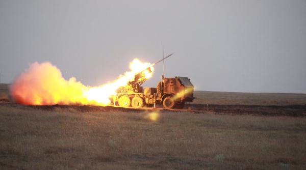 Militarii Brigăzii 8 LAROM au executat trageri în poligonul Smârdan (Foto)