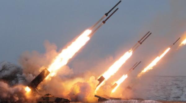 Trupele ruse, trageri cu rachete termobarice TOS-1A în poligonul din regiunea Nizhny Novgorod