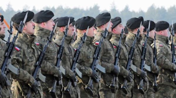 Un contingent de militari polonezi va fi dislocat la granița dintre Turcia și Siria