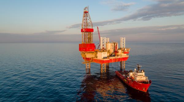 România a început instalarea conductei ce va aduce gaz din Marea Neagră, o operațiune tehnică în premieră după Revoluție