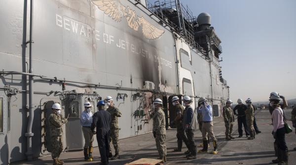 Soarta navei USS Bonhomme Richard rămâne incertă