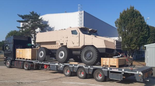 Compania franceză Nexter a livrat primul transportor Titus către armata cehă