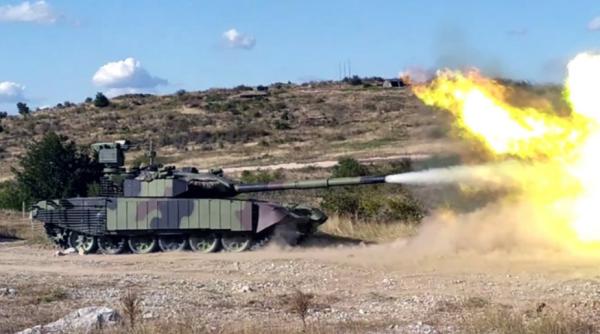 Serbia a testat versiunea modernizată a tancului M-84 (Foto/Video)