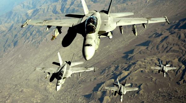 Bombardamente ale US Air Force împotriva talibanilor