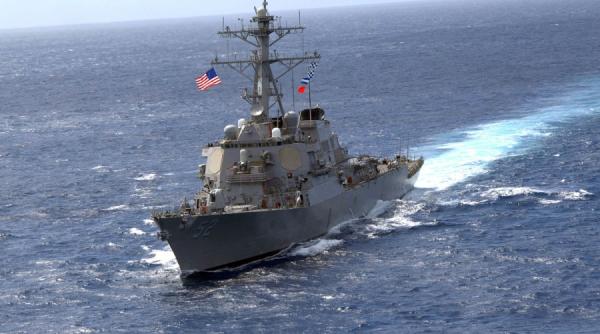 Distrugătorul american USS Barry a trecut prin strâmtoarea Taiwan