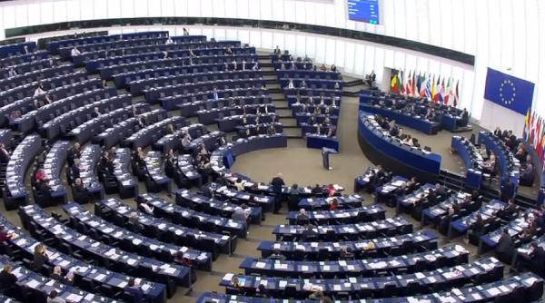 Europarlamentarul Dan Nica cere CE să acționeze de urgență pentru eliminarea vizelor SUA pentru români