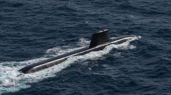 Armata franceză a testat în premieră o rachetă de croazieră lansată de pe un submarin