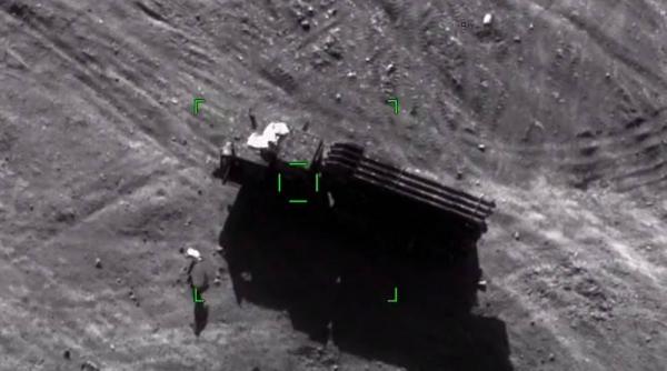 Azerbaidjanul a distrus un lansator de rachete Smerch al Armeniei (Video)