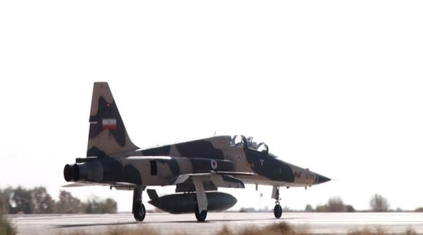 Forțele Aeriene ale Iranului folosesc bombe ghidate în cadrul exercițiului Fadayeeyan Harim Velayat 9