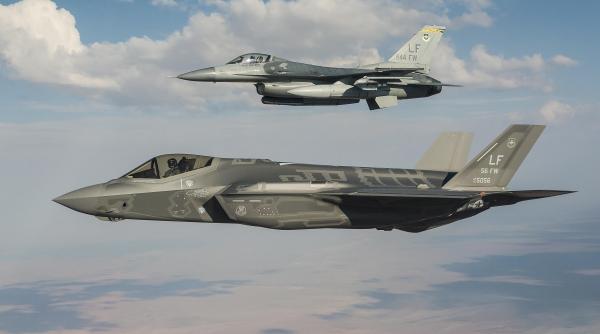 Indonezia a vrut avioane F-35, dar SUA au oferit în schimb F-16 sau F / A-18 
