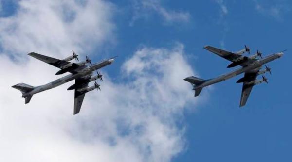 Bombardiere strategice rusești Tu-95MS au zburat deasupra Mării Japoniei și Oceanului Pacific