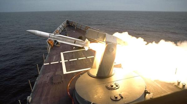 Canada cumpără rachete navale SM-2 Block IIIC