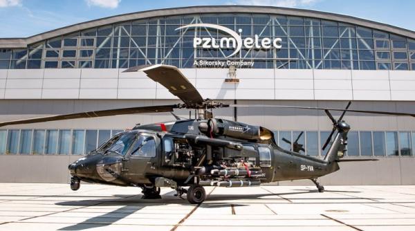 Primul lot de elicoptere poloneze Black Hawk ajunge în Filipine