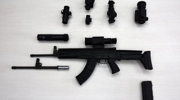 Noua pușcă modulară de asalt M19 calibrele 6,5 și 7,62 mm intră în dotarea armatei sârbe