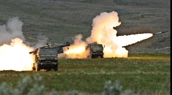 SUA vor efectua exerciții cu sisteme HIMARS în România, alături de lansatoarele LAROM