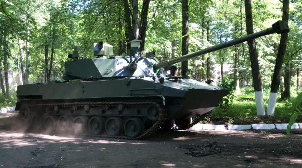Artileria autopropulsată Lotos, calibru 120 mm a trecut primele teste ale Ministerului Apărării din Rusia