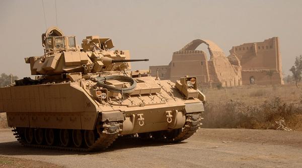 Croația cumpără vehicule blindate Bradley M2A2