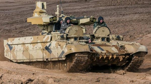 Armata rusă a primit pentru testare primul lot de vehicule Terminator