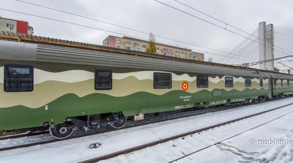 Lot de 8 vagoane noi pentru MApN, livrat de Astra Vagoane Arad (Foto/Video)