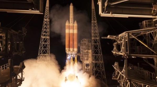 SUA au lansat un nou satelit spion