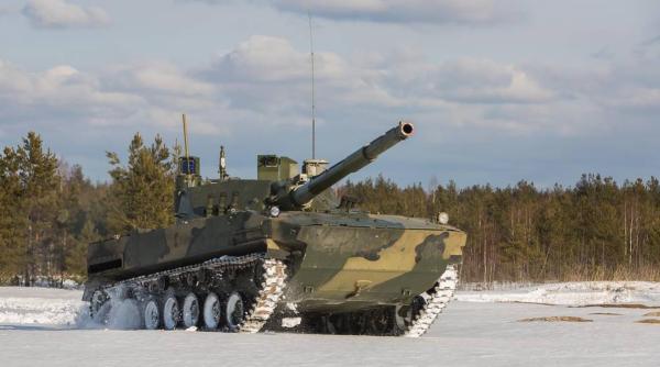 Rusia a testat noul tanc amfibiu ușor de tip Sprut-SDM1 în Marea Neagră