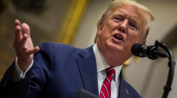 Peter Strzok: FBI începuse spionarea lui Trump în campania din 2016. Detalii din dosarul Steele