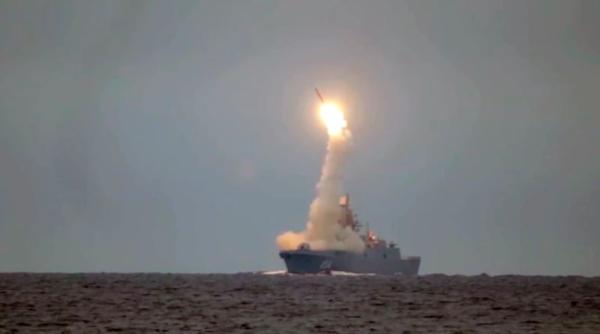 Racheta hipersonică Tsirkon va fi testată și de la bordul submarinului nuclear Severodvinsk