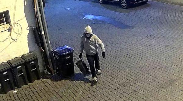 Bombe amplasate în timpul protestului de la Capitoliu? (Foto) FBI, recompensă de 50.000 de dolari pentru informații despre suspect