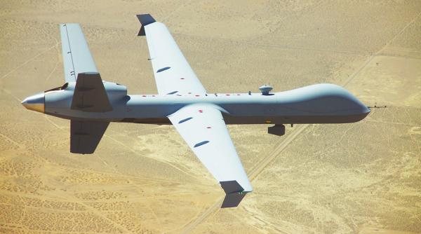 Prima dronă comandată la distanțe mari, altfel decât prin satelit