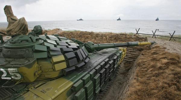 Rusia își întărește forțele militare în apropiere de graniţele Poloniei