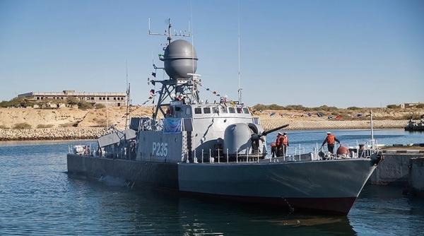 Marina iraniană a primit două nave noi de luptă