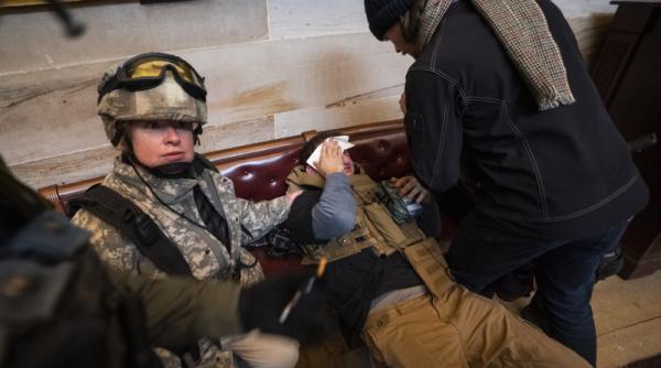 Reacția șefilor de stat major ai US Army după asaltul asupra Capitoliului