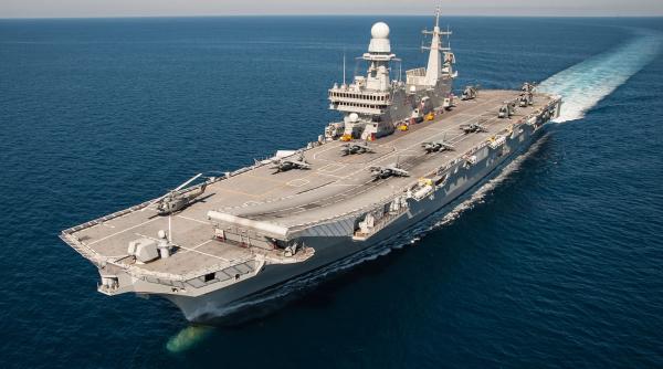 Nava-amiral a Marinei italiene, portavionul Cavour, va fi compatibilă cu avionul F-35B. Primul avion ar putea ateriza în aprilie