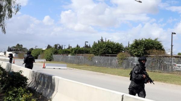 Revolte în Tunisia | Armata, scoasă pe străzi. Peste 600 de persoane au fost arestate