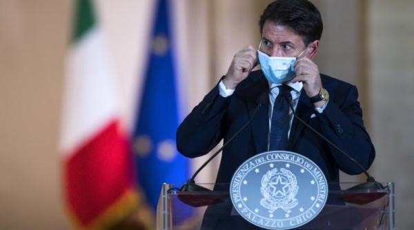 Criză politică în Italia. Premierul Giuseppe Conte își va prezenta demisia