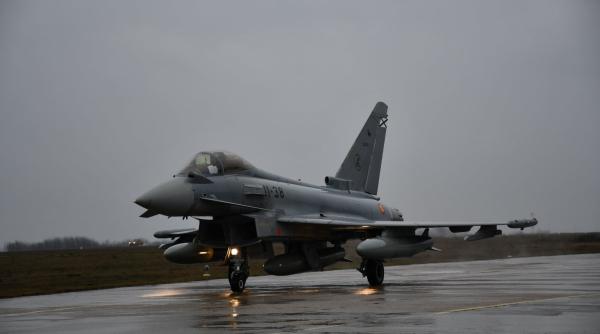 Avioanele spaniole Eurofighter încep oficial misiunea de apărare a spațiului aerian al României