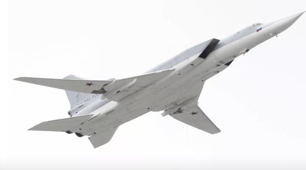 Un bombardier rusesc cu rază lungă de acțiune Tu-22M3M a testat racheta H-32