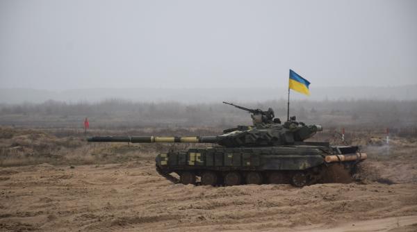 Zi neagră în Ucraina: Doi soldați au fost uciși de trupele pro-ruse chiar în ziua în care Zelenski vizita linia frontului