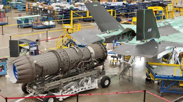 Prea multe avioane F-35 şi prea puţine motoare Pratt & Whitney F135. US Air Force se confruntă cu probleme