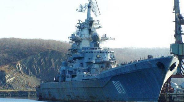 Amiral Lazarev, cel mai mare crucișător nuclear din lume, ajunge la casat