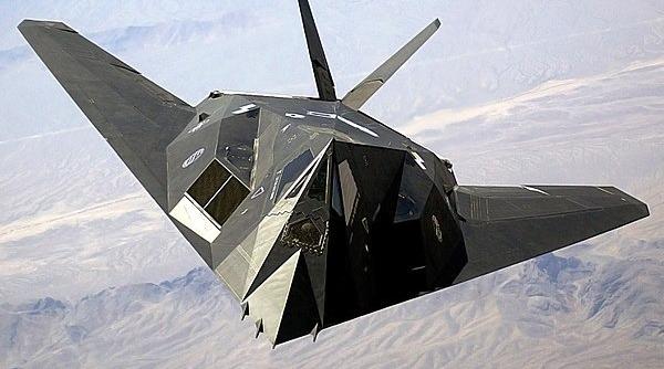 Posibilă reactivare a celebrelor avioane stealth F-117 Nighthawks
