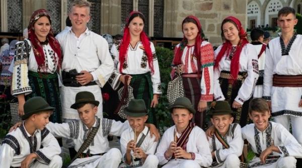 Președintele Ucrainei cere Parlamentului adoptarea unei legi privind minoritățile naționale