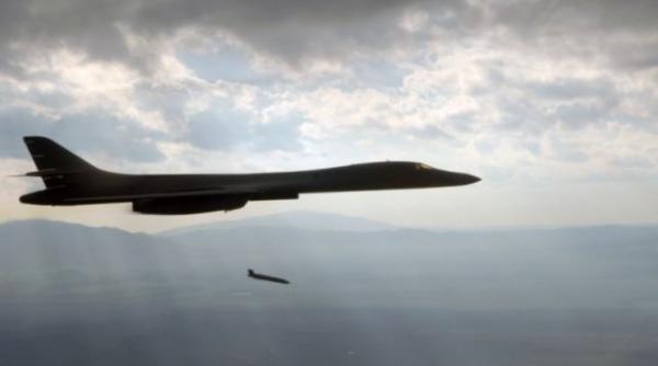 Forțele Aeriene americane au comandat 500 de rachete stealth cu rază lungă de acțiune