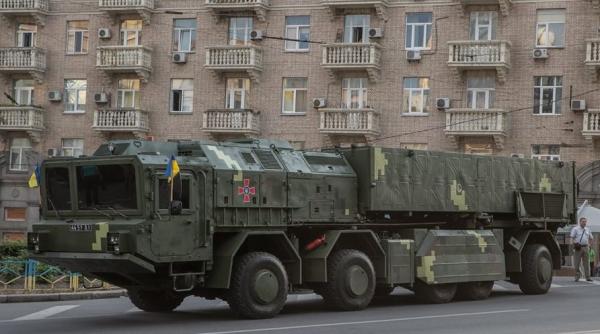 Rusia îngrijorată de viitoarele rachete sol-sol ucrainene ”Șoimul călător”