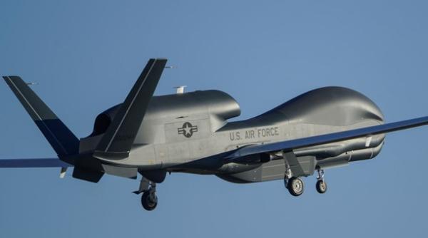 O dronă americană de cercetare strategică RQ-4B-40 a efectuat un zbor complex în Regiunea Mării Negre