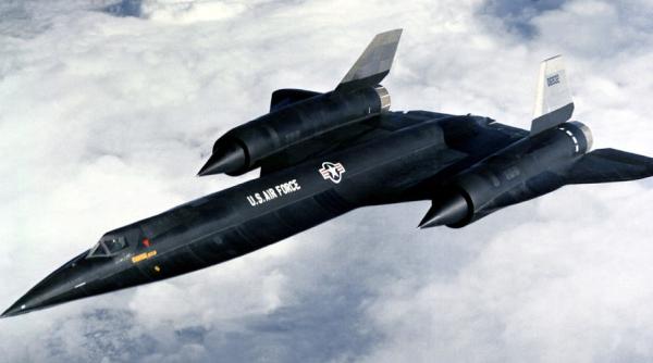 SR-71 Blackbird al SUA deține de decenii recordul de cel mai rapid avion. Rușii vor să bată recordul cu MiG-41