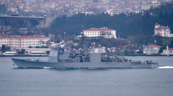 Nave ale Flotei ruse din Marea Neagră, mobilizate la supravegherea crucişătorului USS Monterey