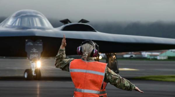 Bombardierele strategice americane B-2 și B-1, misiune în Arctica 