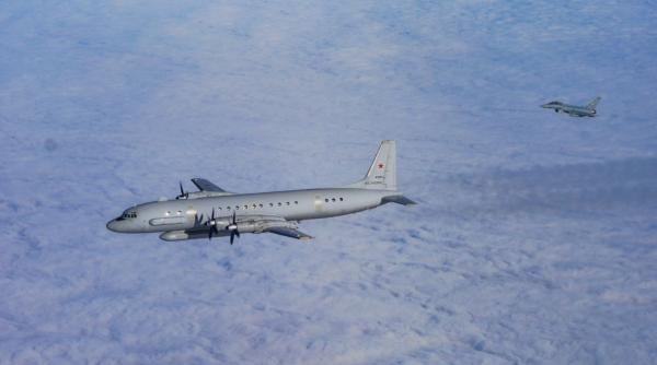 Avioane de vânătoare ale NATO au interceptat patru aeronave rusești deasupra Mării Baltice